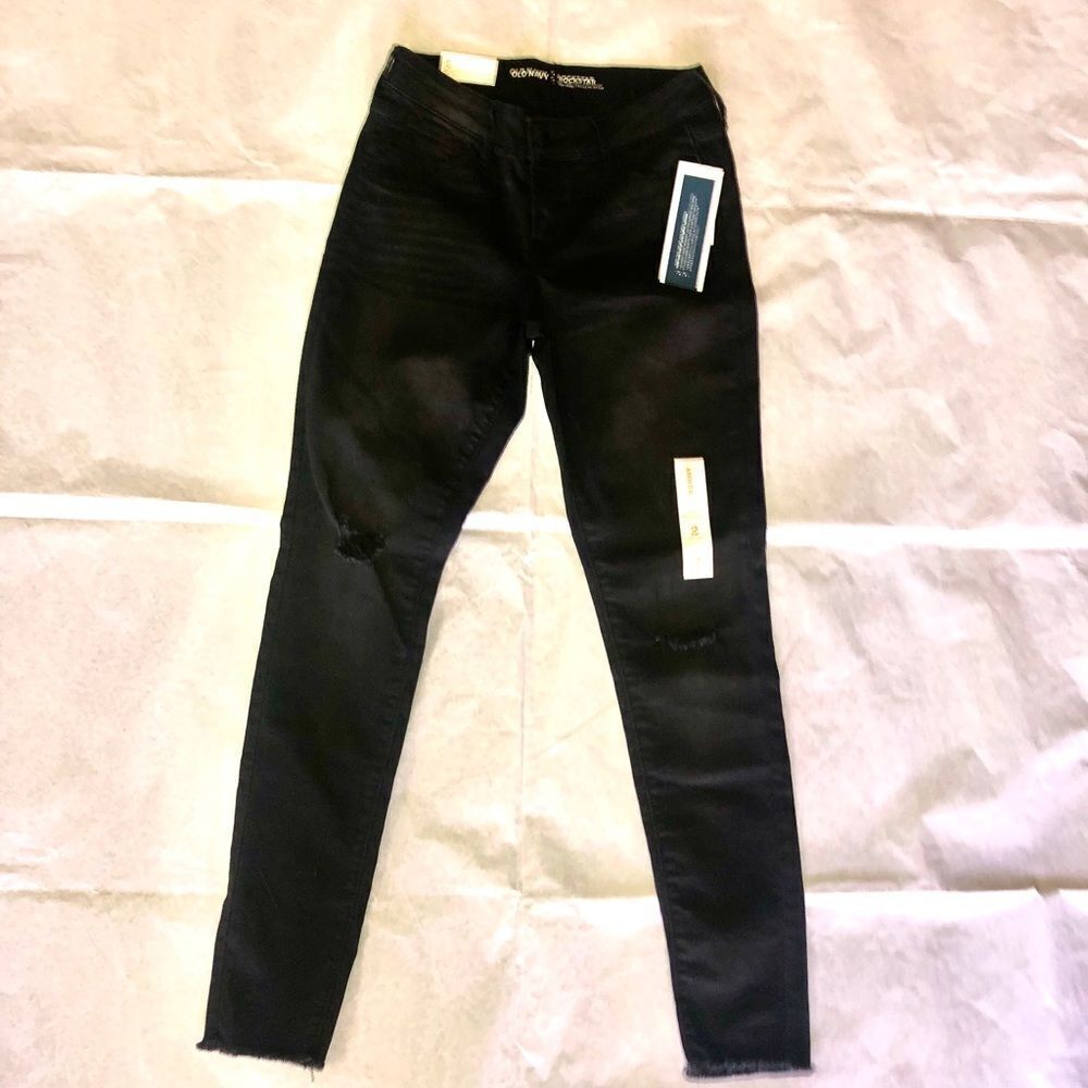 Old Navy Rockstar SuperSkinny Distressed Jeans NWT